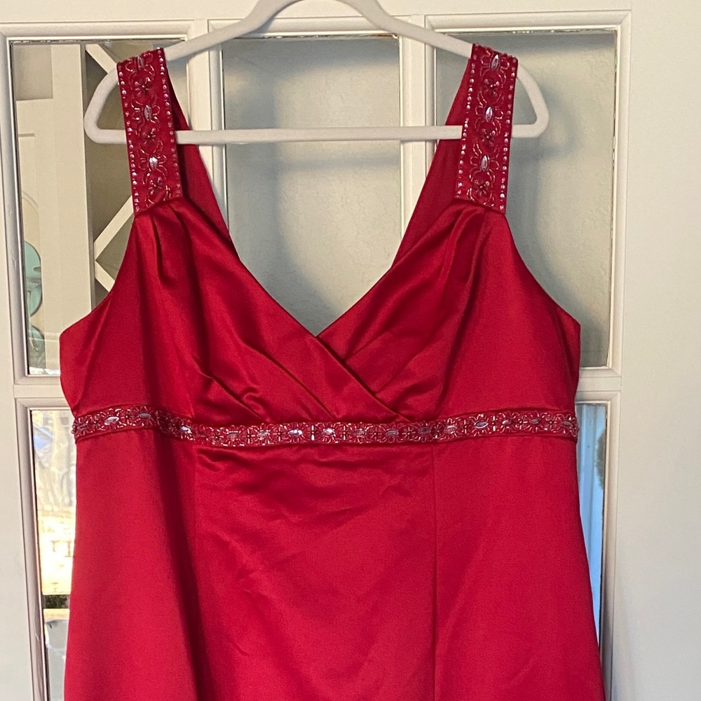 Formal / bridesmaid / prom dress